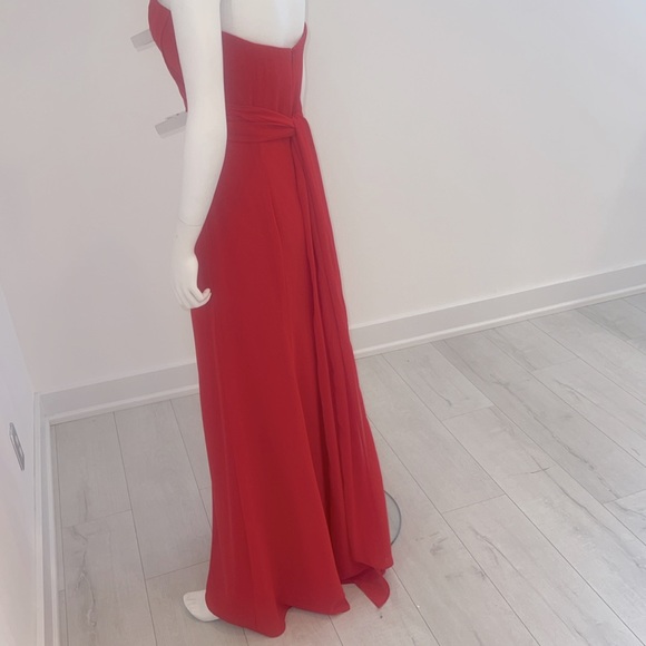 NWT SAMPLE SALE Social for Dessy 8168 Flame(red) size 10 nu-georgette Pristine - Picture 8 of 10